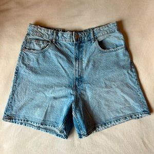 ZARA High Waisted Mom Fit Denim Shorts Size 14